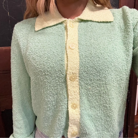 Sweater bundle ! - Picture 5 of 6